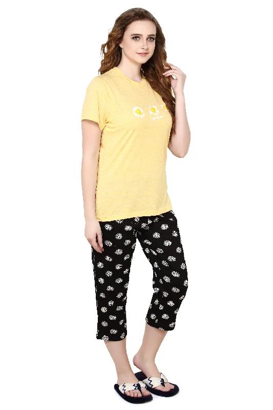 Buttercup Round Neck Flower print Women's (Capri set), (Yellow & Black )